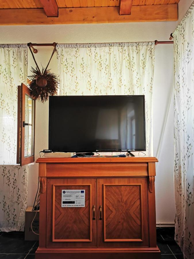 Jugul Taranului Agropensiune Polovragi, Gorj Villa ภายนอก รูปภาพ